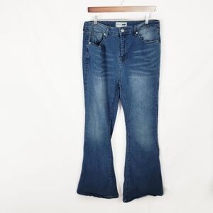 Women's size 14 Fashion Nova Bell Bottoms